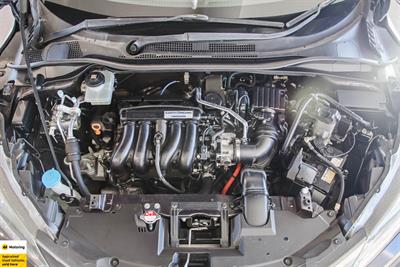 2014 Honda Vezel - Thumbnail