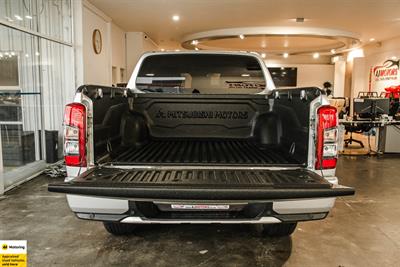 2023 Mitsubishi Triton - Thumbnail