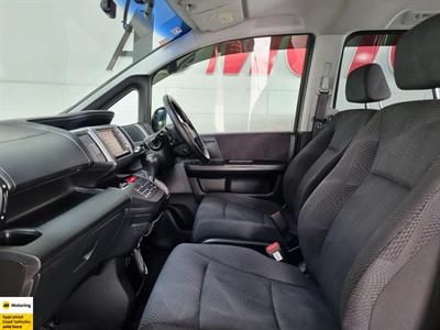 2012 Honda STEPWAGON - Thumbnail