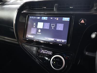 2017 Toyota Aqua - Thumbnail
