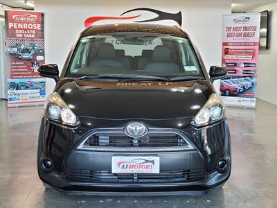 2016 Toyota Sienta - Thumbnail