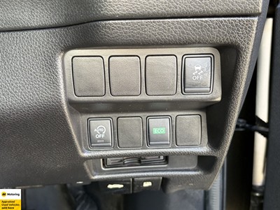 2013 Nissan X-Trail - Thumbnail