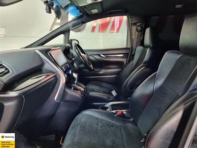 2017 Toyota Vellfire - Thumbnail