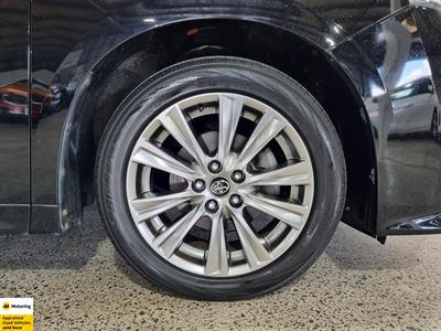 2017 Toyota Vellfire - Thumbnail