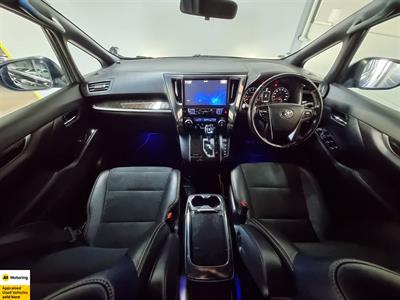 2017 Toyota Vellfire - Thumbnail