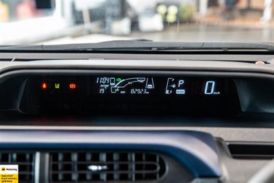 2015 Toyota Aqua - Thumbnail