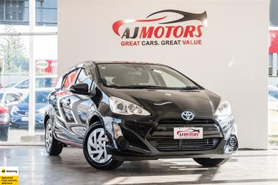 2015 Toyota Aqua - Thumbnail