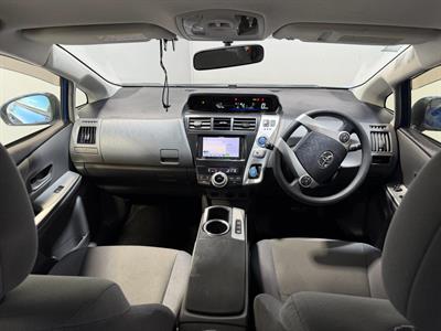 2013 Toyota Prius - Thumbnail