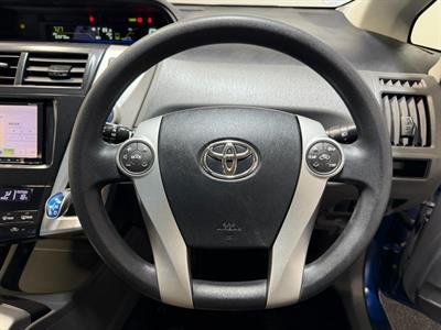 2013 Toyota Prius - Thumbnail