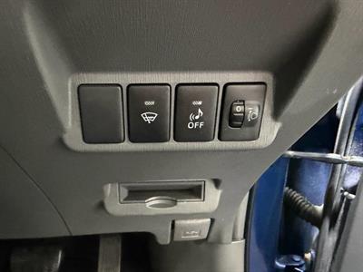 2013 Toyota Prius - Thumbnail