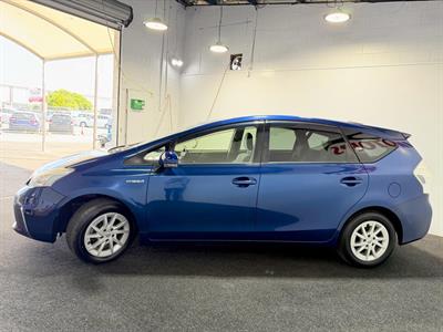 2013 Toyota Prius - Thumbnail
