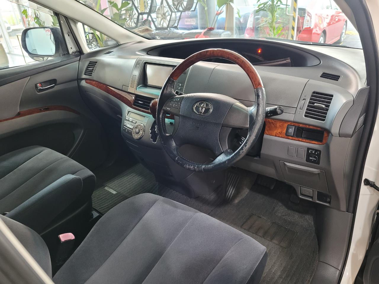 2010 Toyota Estima