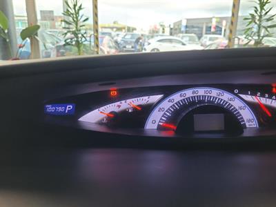 2010 Toyota Estima - Thumbnail