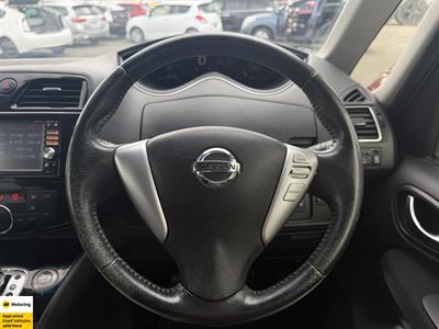 2014 Nissan Serena - Thumbnail