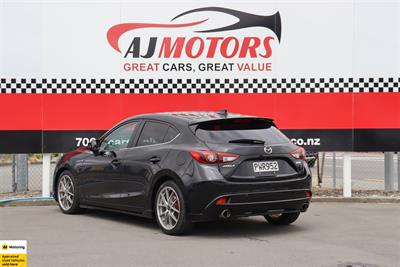 2016 Mazda Axela - Thumbnail