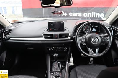 2016 Mazda Axela - Thumbnail