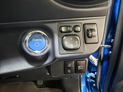 2018 Toyota Aqua - Thumbnail