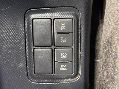 2018 Toyota Aqua - Thumbnail