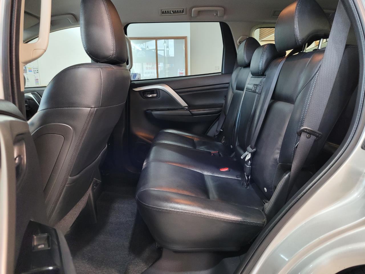 2023 Mitsubishi Pajero Sport