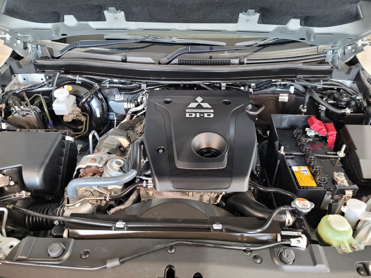 2023 Mitsubishi Pajero Sport