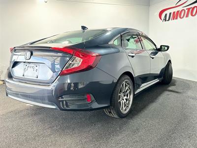 2018 Honda Civic - Thumbnail