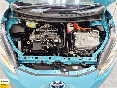 2018 Toyota Aqua - Thumbnail