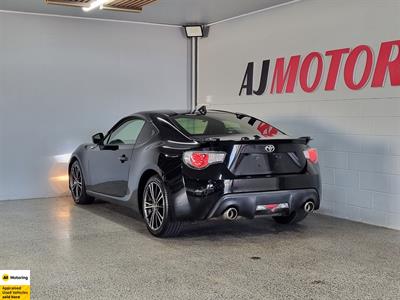 2015 Toyota 86 - Thumbnail