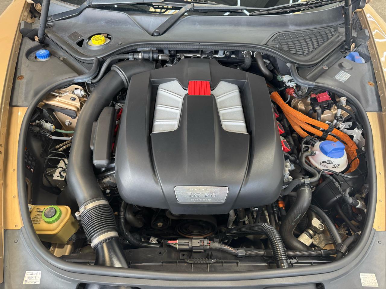 2013 Porsche PANAMERA