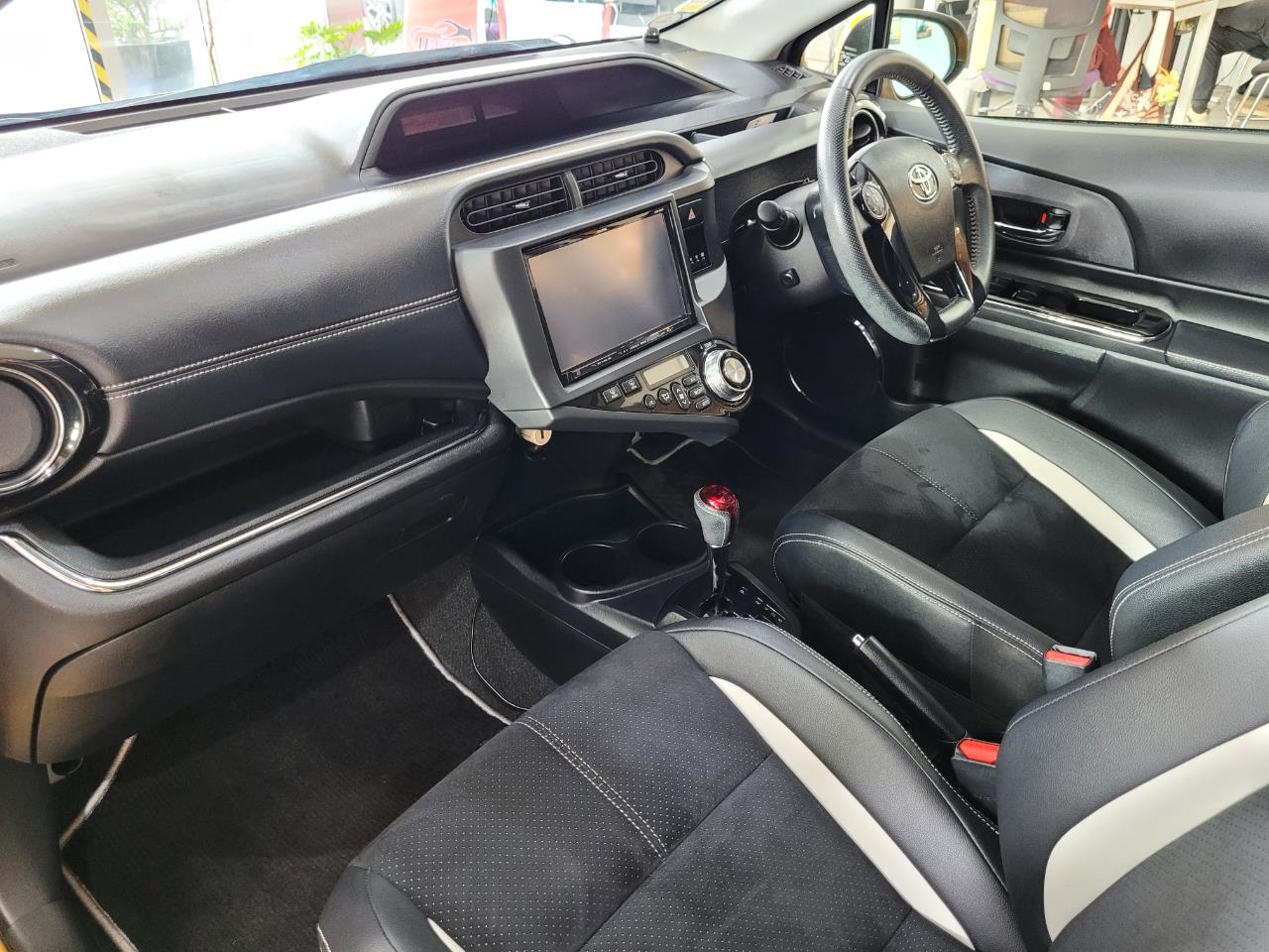 2014 Toyota Aqua