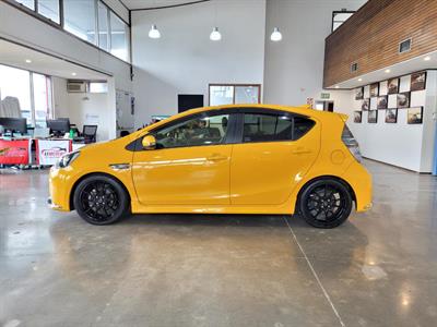 2014 Toyota Aqua - Thumbnail