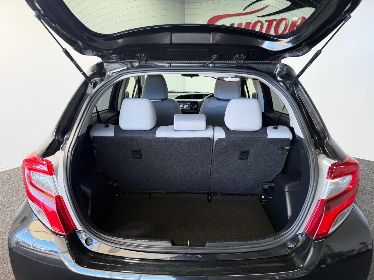 2015 Toyota Vitz
