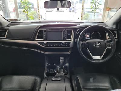 2020 Toyota Highlander - Thumbnail