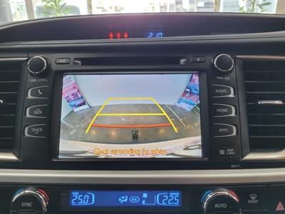 2020 Toyota Highlander - Thumbnail