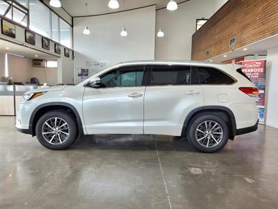 2020 Toyota Highlander - Thumbnail