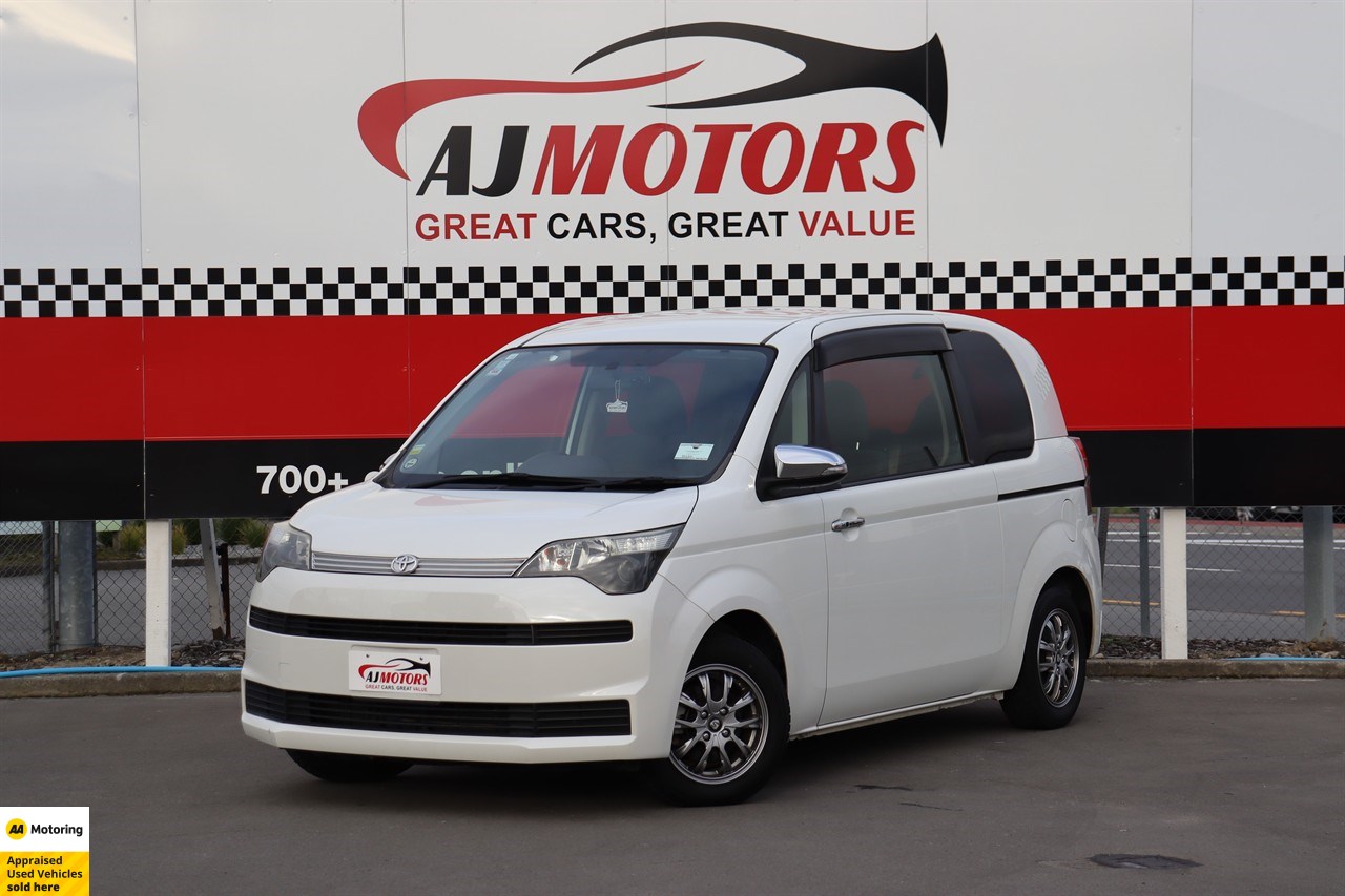 2014 Toyota Spade