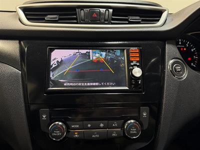 2015 Nissan X-Trail - Thumbnail