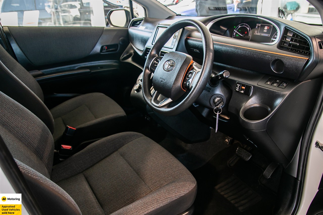2020 Toyota Sienta