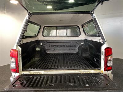 2019 Mitsubishi Triton - Thumbnail