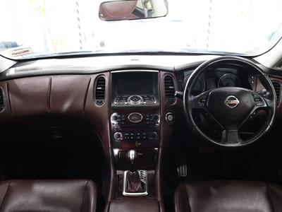 2010 Nissan Skyline - Thumbnail