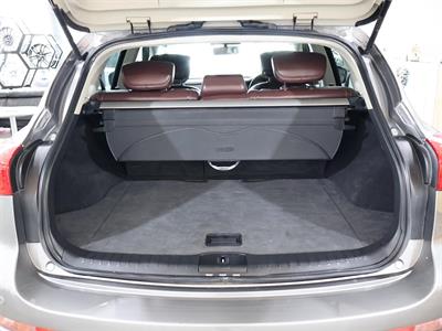 2010 Nissan Skyline - Thumbnail