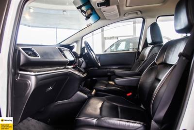 2015 Honda Odyssey - Thumbnail
