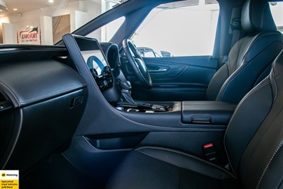 2024 Toyota Alphard - Thumbnail