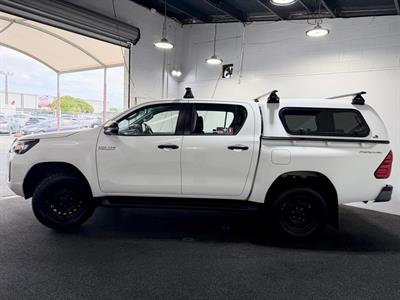 2021 Toyota HILUX - Thumbnail