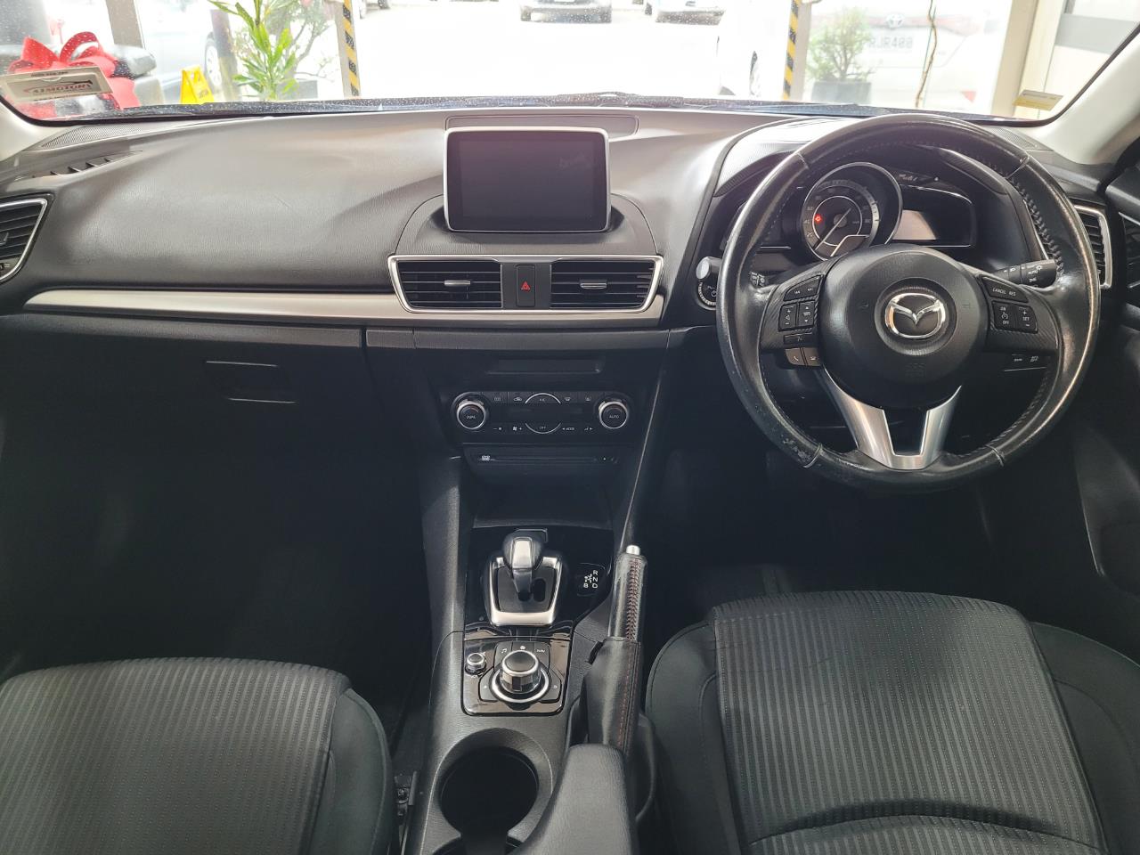 2013 Mazda Axela