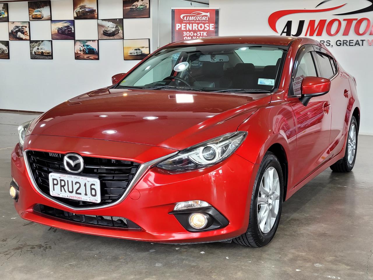 2013 Mazda Axela