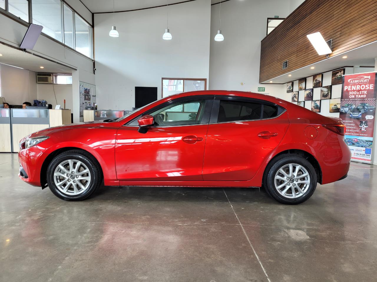 2013 Mazda Axela