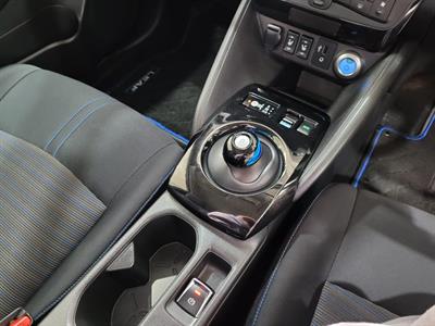 2019 Nissan Leaf - Thumbnail