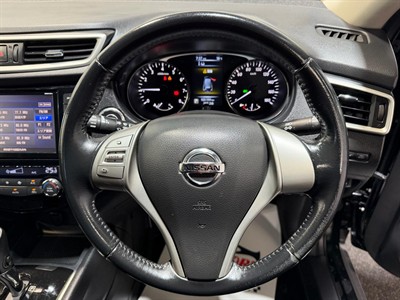 2015 Nissan X-Trail - Thumbnail