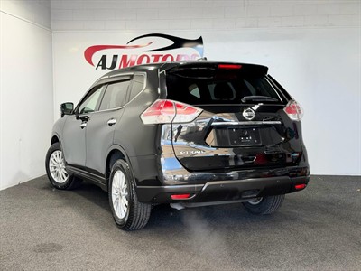 2015 Nissan X-Trail - Thumbnail