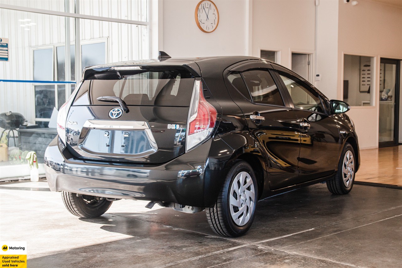 2017 Toyota Aqua